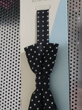 Class Club Black Bow Tie with White Polka Dots